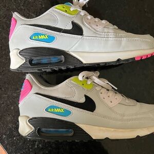 Women’s Nike Air Max
